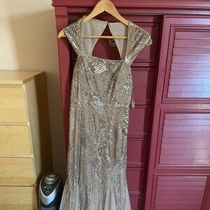 Adrianna Papell Evening gown